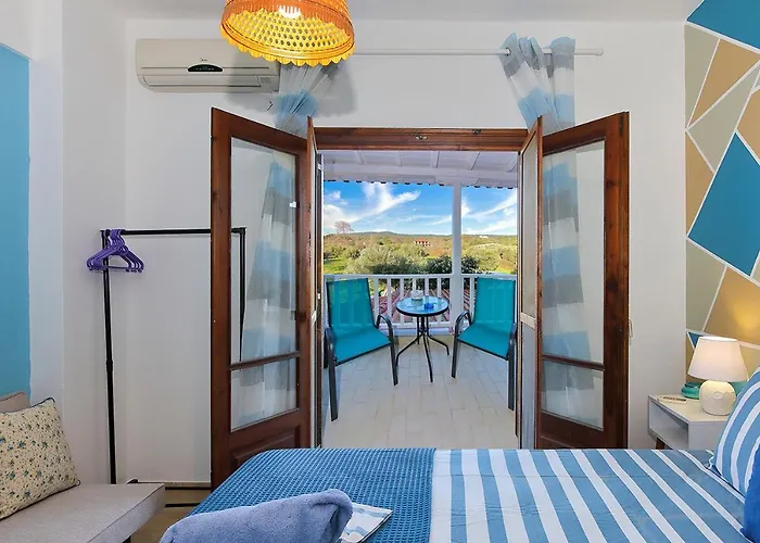 아파트 Maras Marinas 니키티